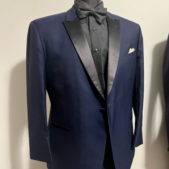 Blake Navy Tuxedo - Picture 7 of 10